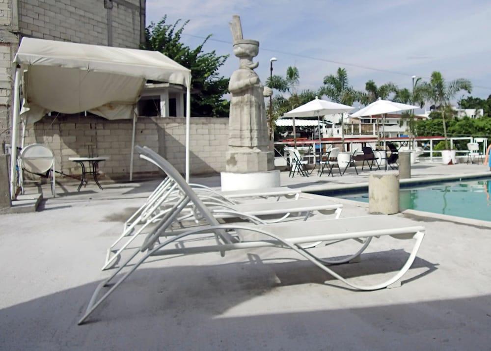 Hotel Quinta De La Rosa Cuautla  Exteriör bild