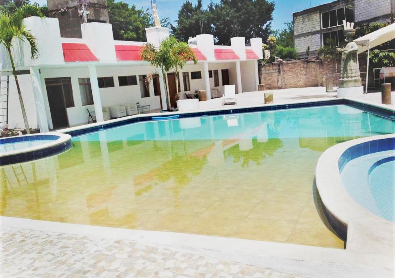 Hotel Quinta De La Rosa Cuautla  Exteriör bild