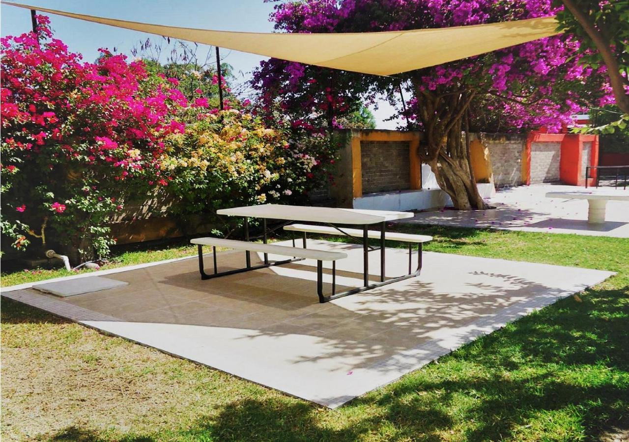 Hotel Quinta De La Rosa Cuautla  Exteriör bild
