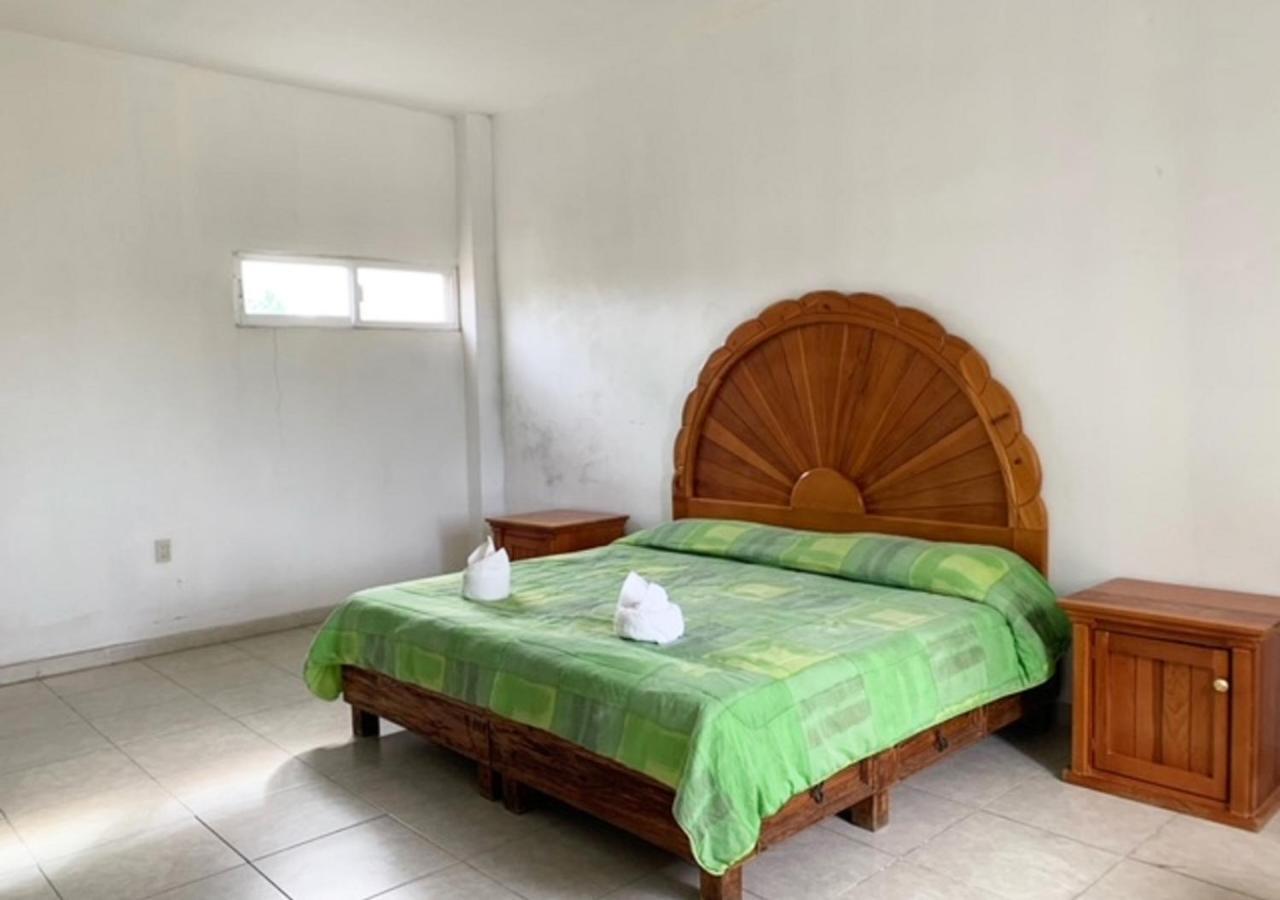 Hotel Quinta De La Rosa Cuautla  Exteriör bild