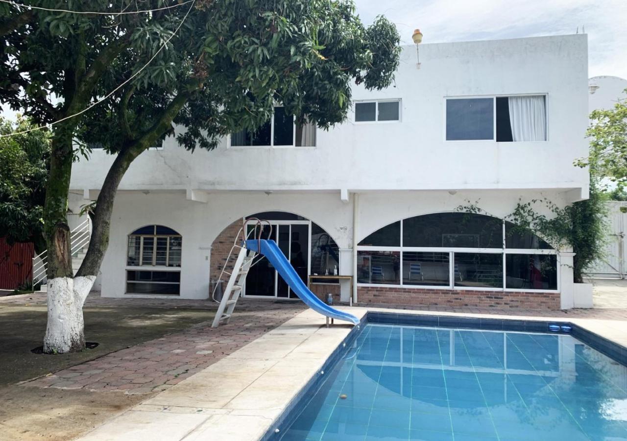 Hotel Quinta De La Rosa Cuautla  Exteriör bild