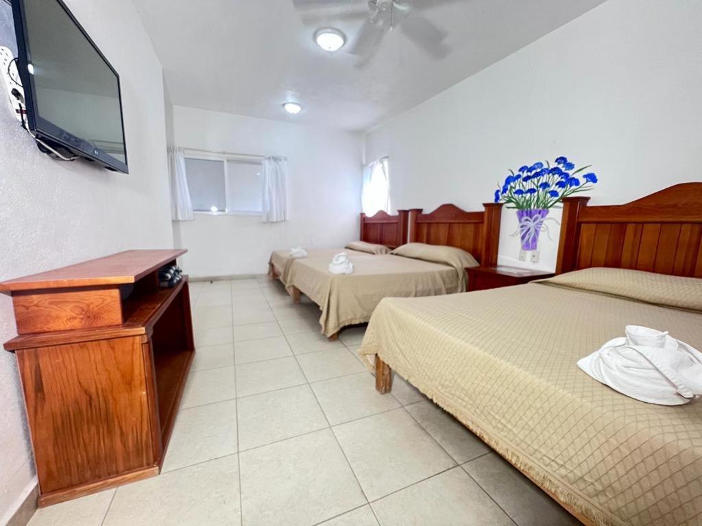 Hotel Quinta De La Rosa Cuautla  Exteriör bild