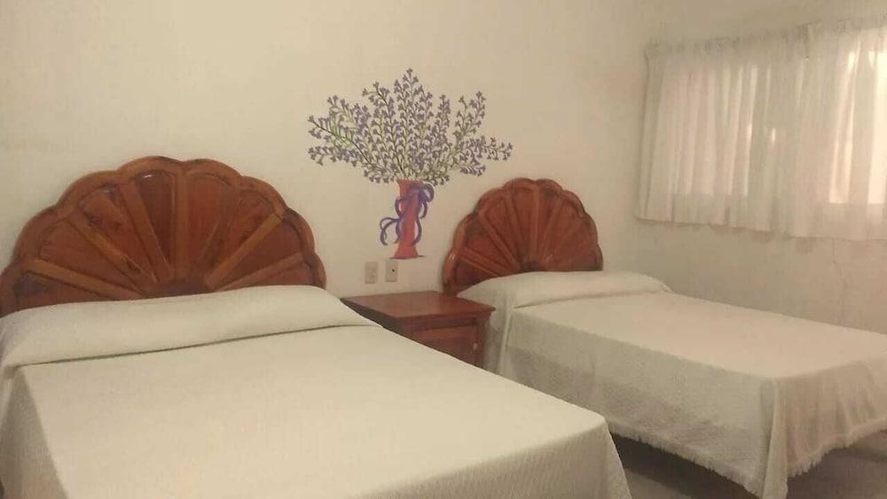 Hotel Quinta De La Rosa Cuautla  Exteriör bild