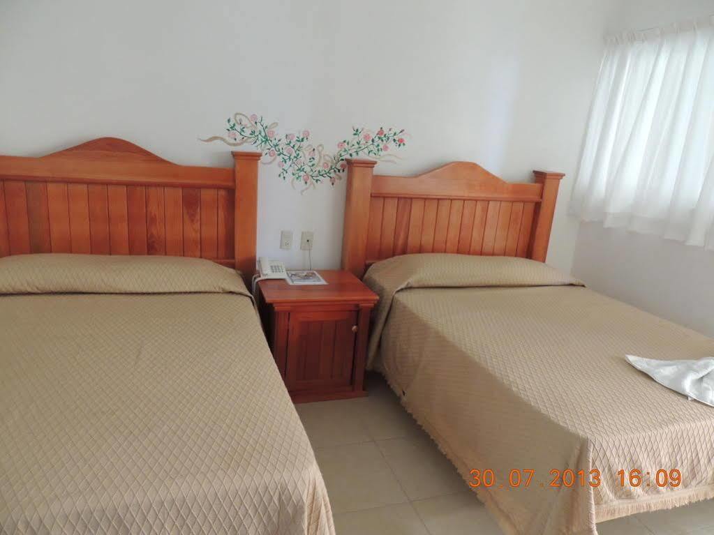 Hotel Quinta De La Rosa Cuautla  Exteriör bild